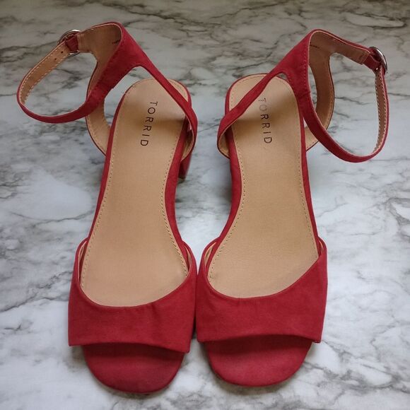 Torrid Wine Color Block Kitten Heel Faux Suede Sandals Size 7W - Picture 2 of 12